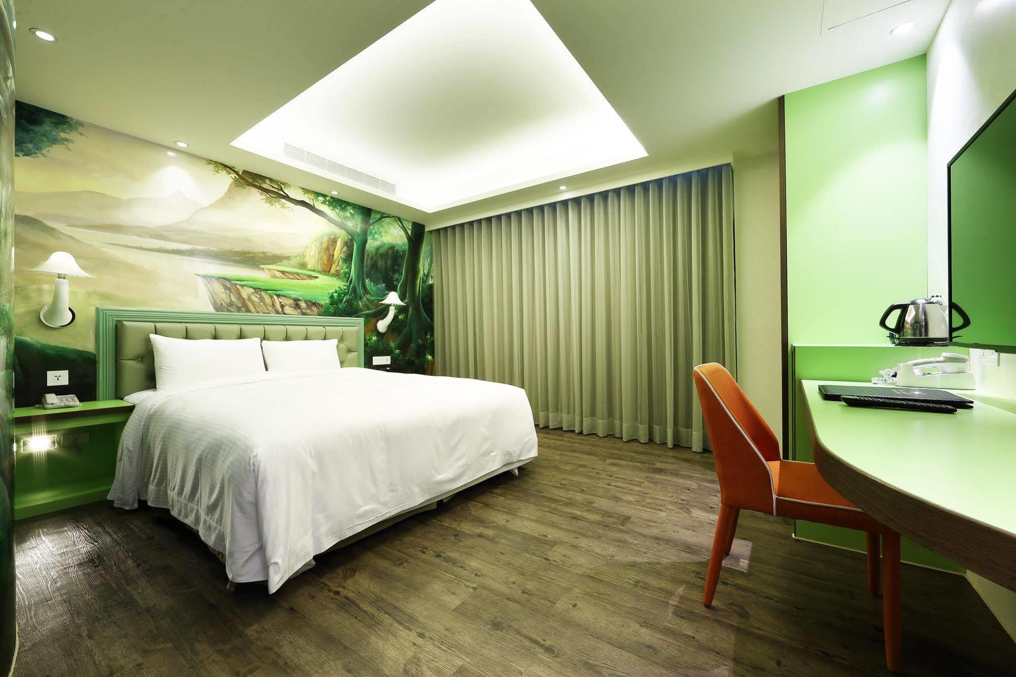 Shichi Hotel Гаосюн Экстерьер фото