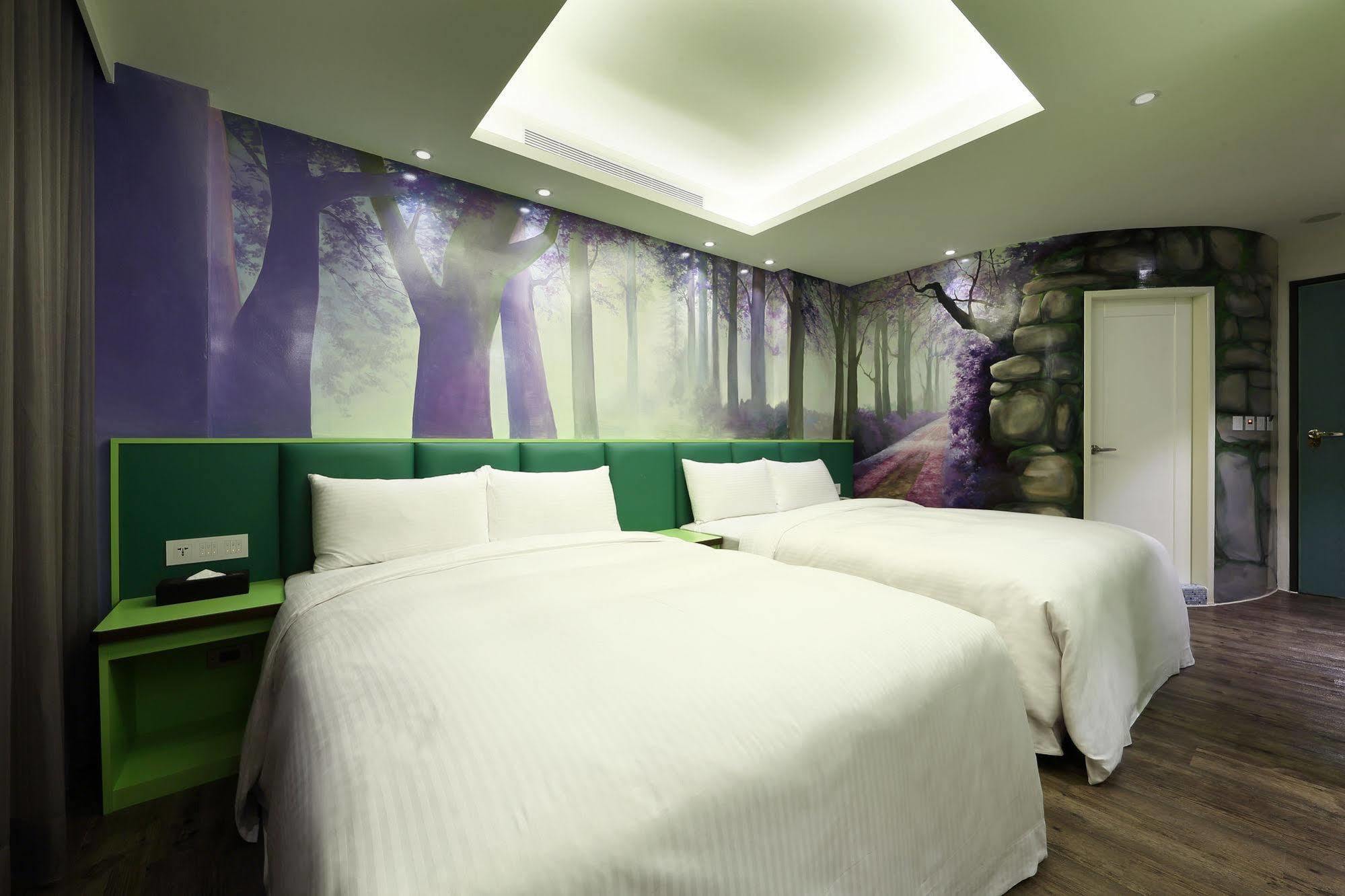 Shichi Hotel Гаосюн Экстерьер фото