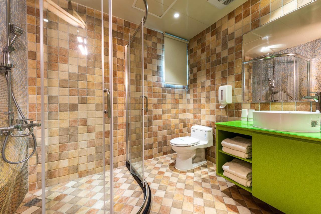 Shichi Hotel Гаосюн Экстерьер фото